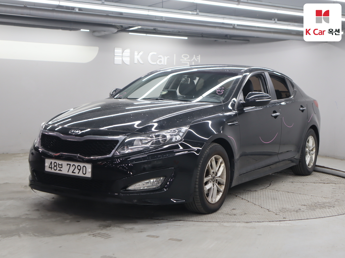 Kia K5 2011 - Image 1