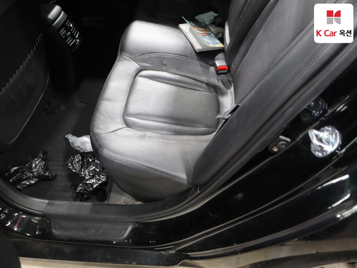 Kia K5 2011 - Image 25