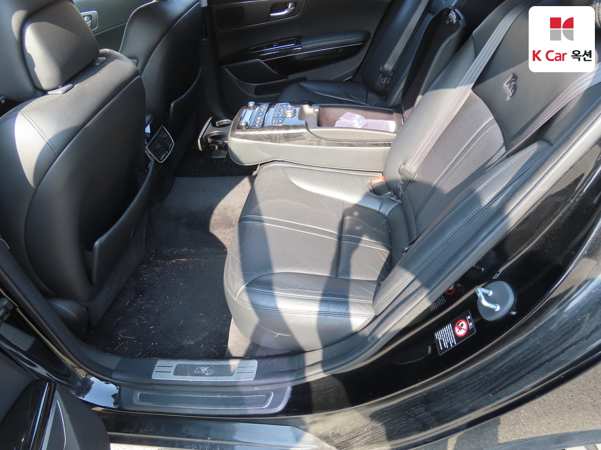Kia K9 2014 - Image 22