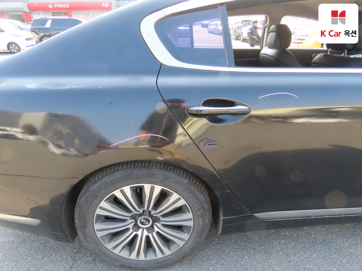 Kia K9 2014 - Image 39