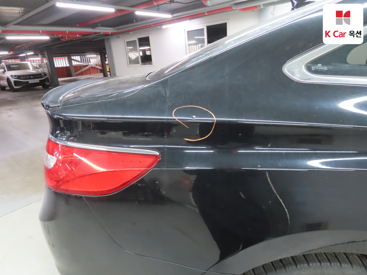 Hyundai AZERA 2012 - Image 36