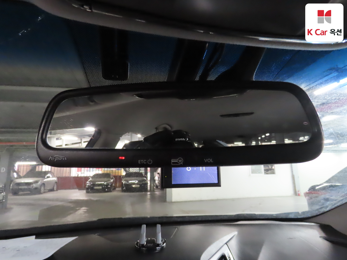 Hyundai AZERA 2012 - Image 13