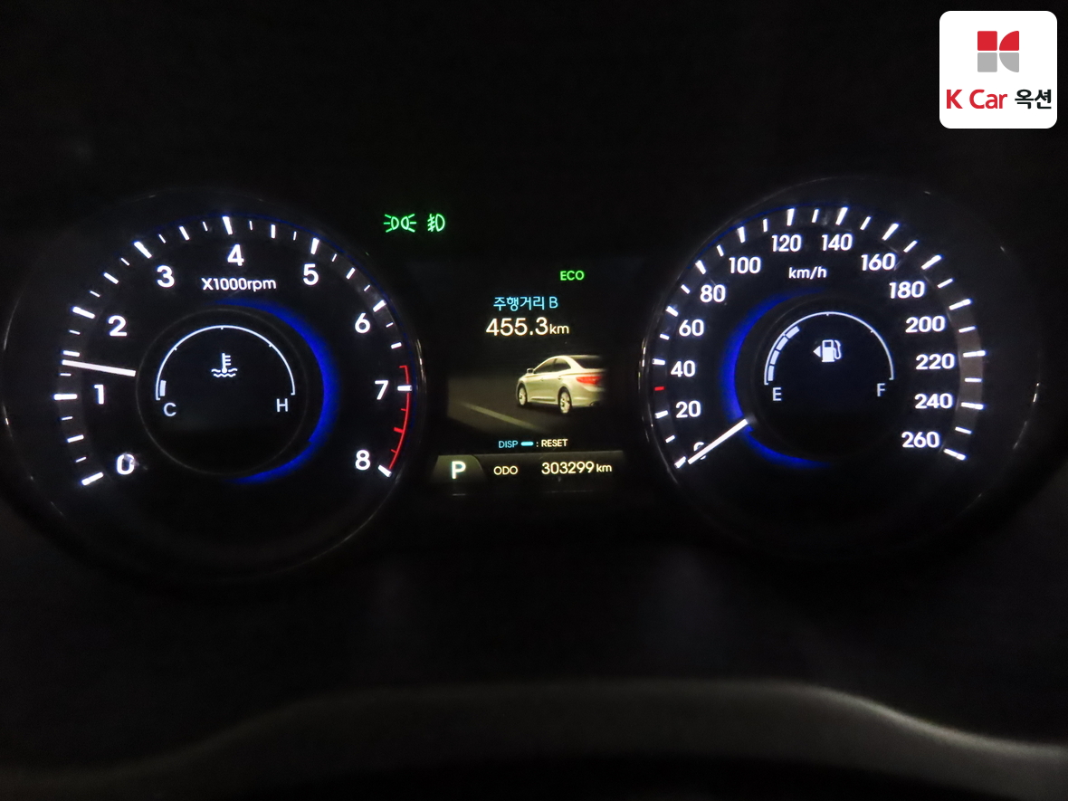 Hyundai AZERA 2012 - Image 5