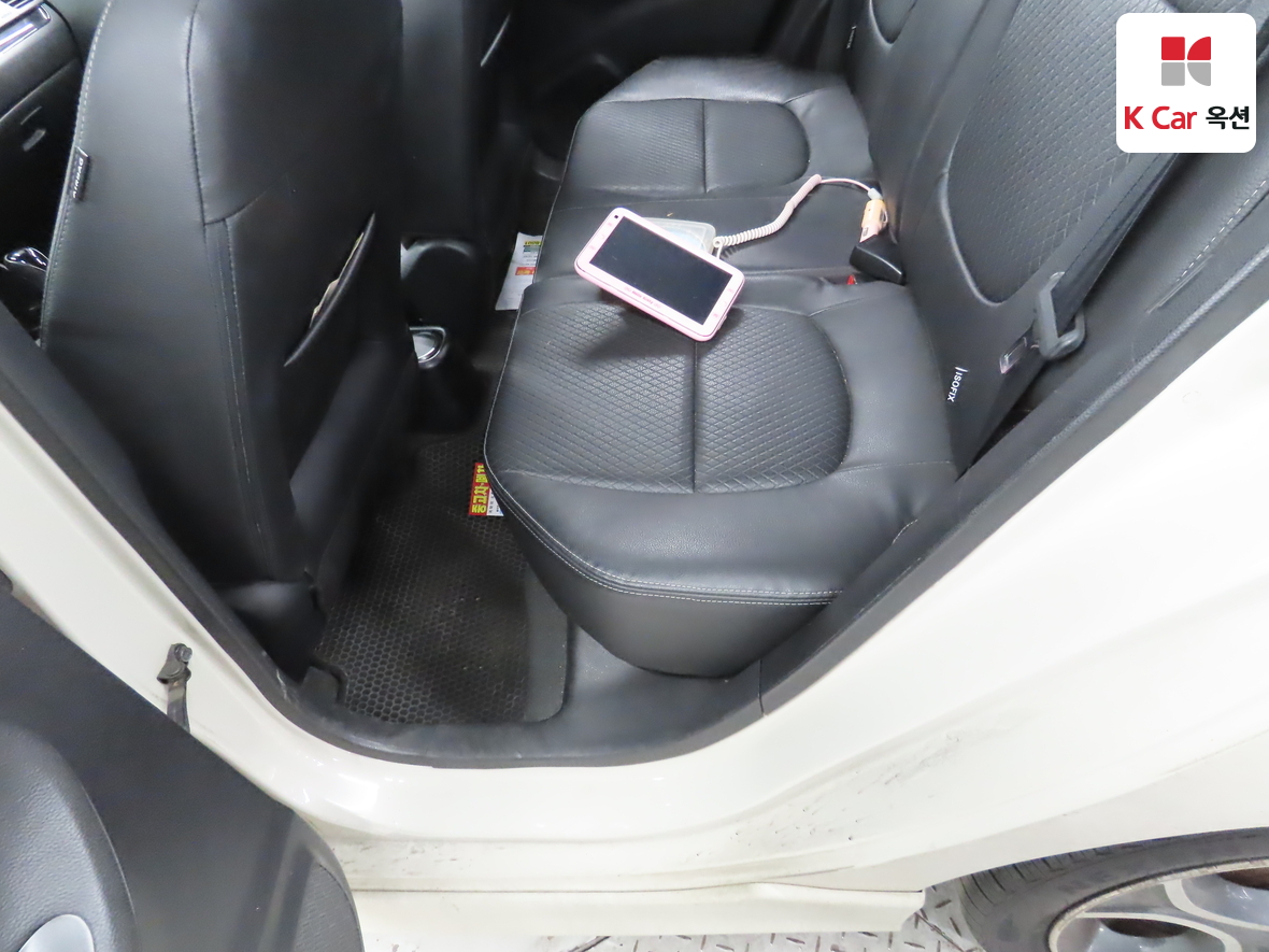 Kia Morning 2012 - Image 23