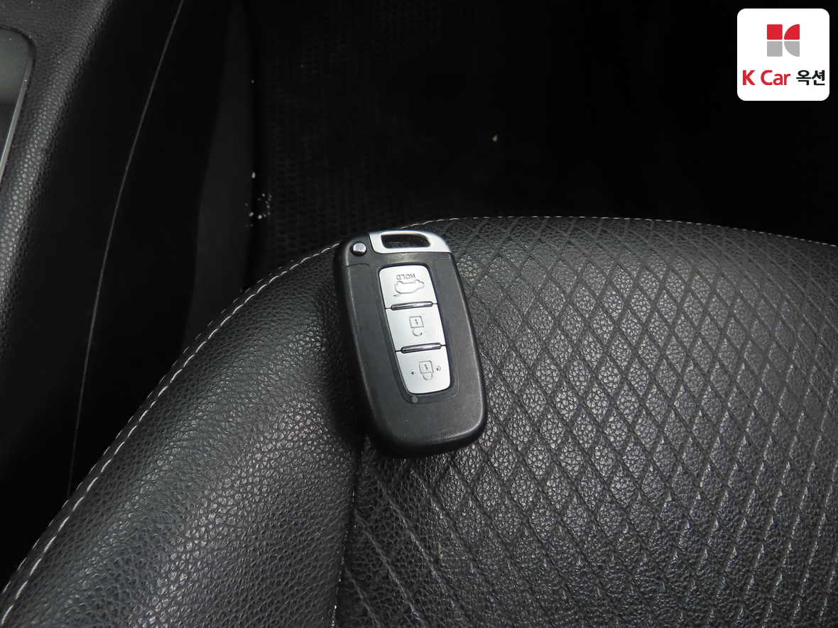 Kia Morning 2012 - Image 17