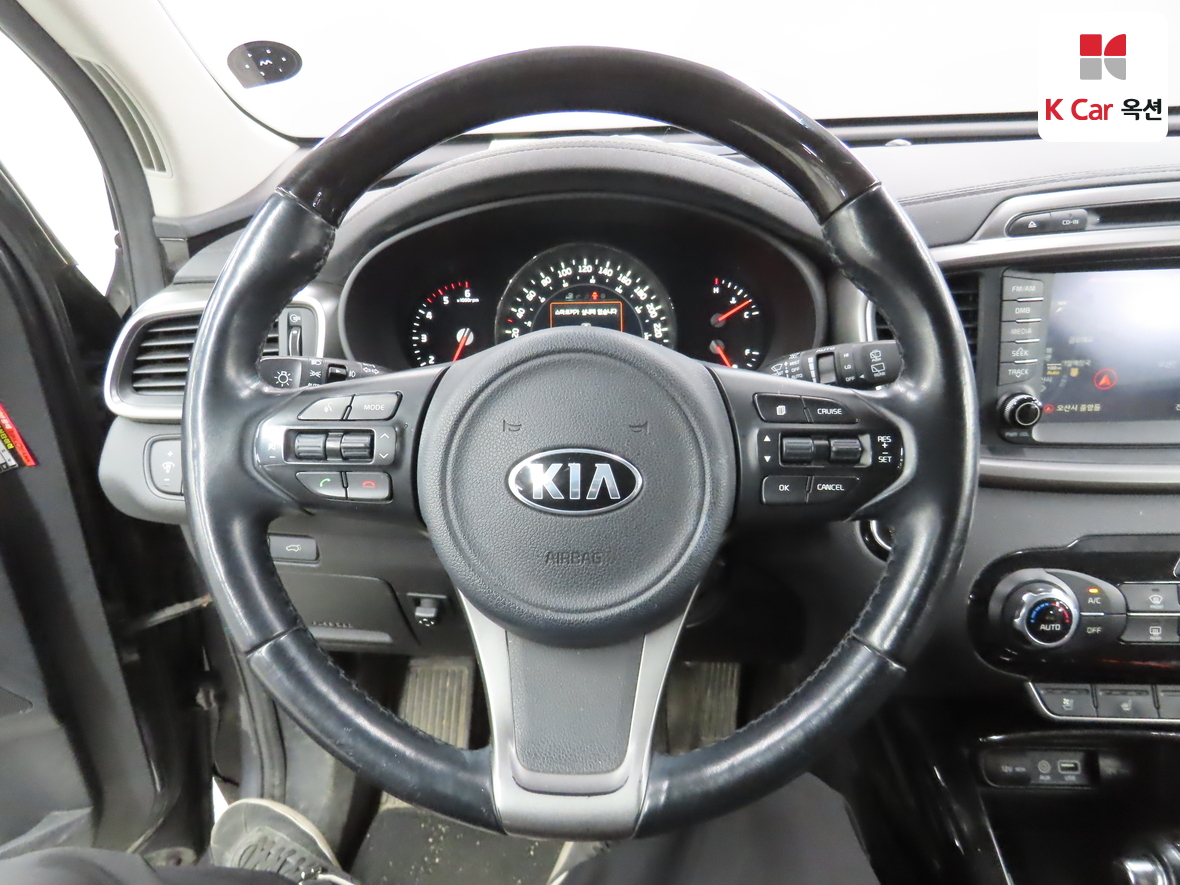 Kia Sorento 2015 - Image 10