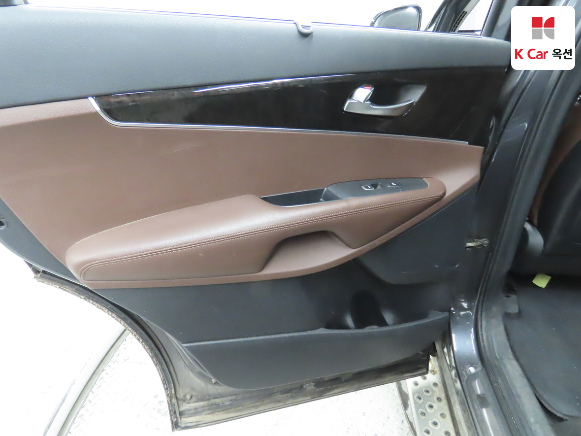 Kia Sorento 2015 - Image 23