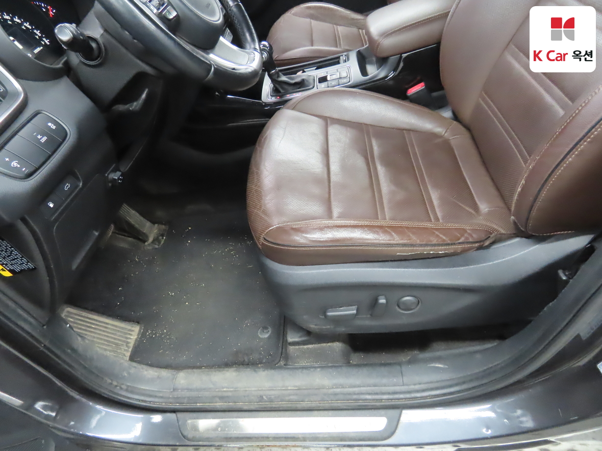 Kia Sorento 2015 - Image 18