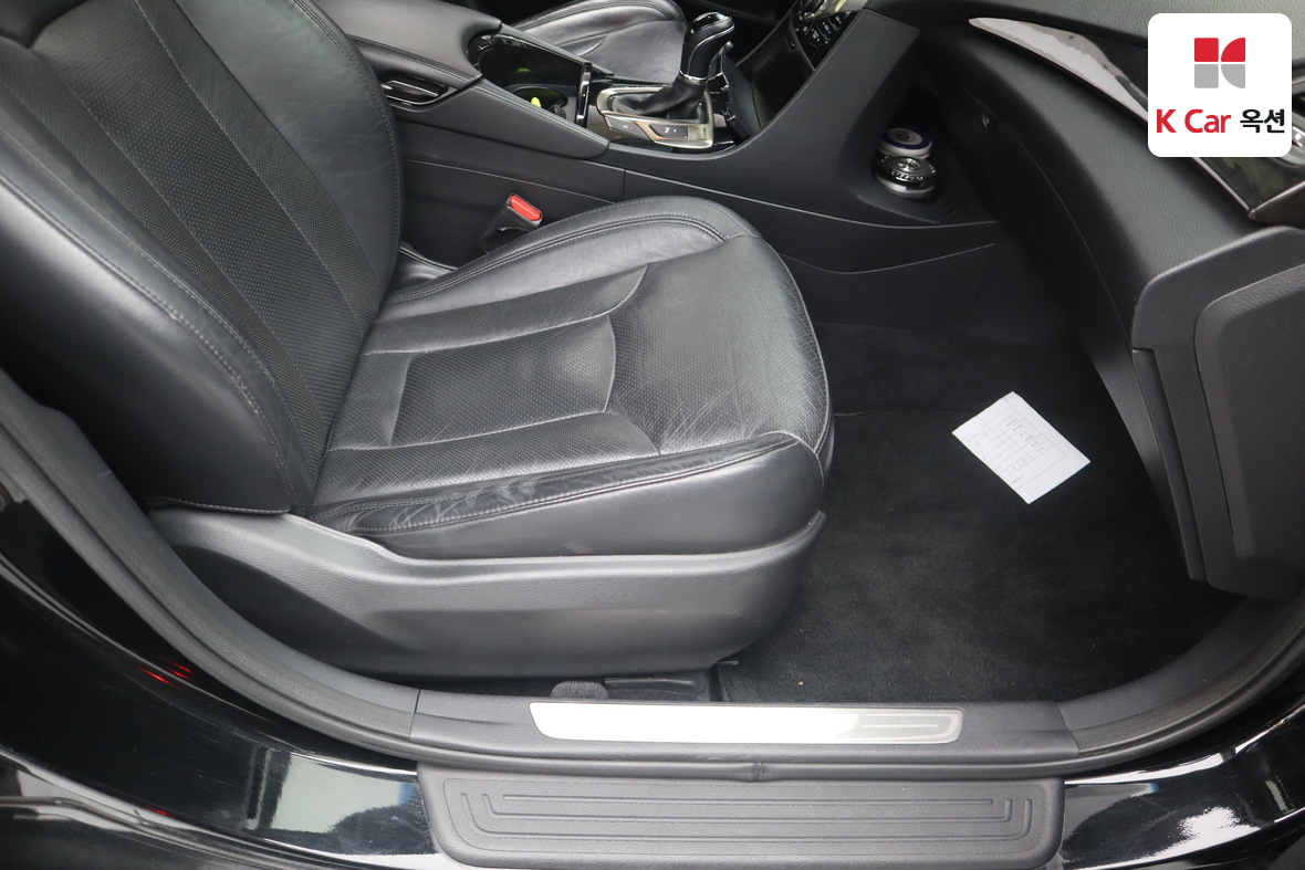 Hyundai AZERA 2012 - Image 29