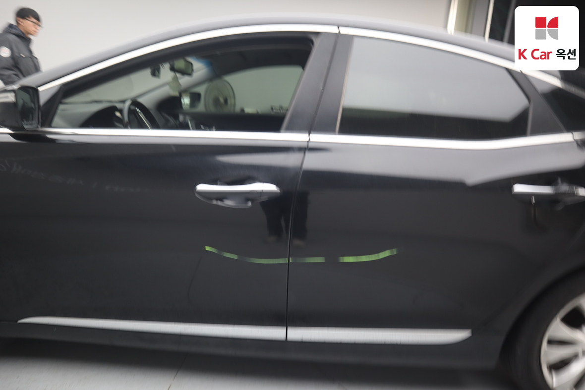 Hyundai AZERA 2012 - Image 40