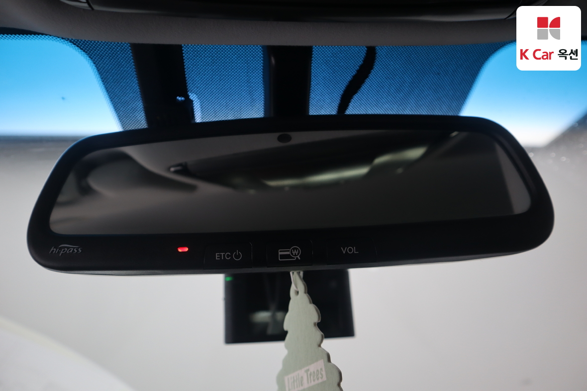 Hyundai AZERA 2012 - Image 12