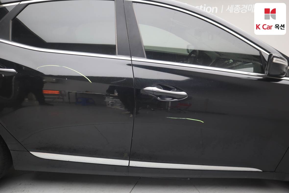 Hyundai AZERA 2012 - Image 37