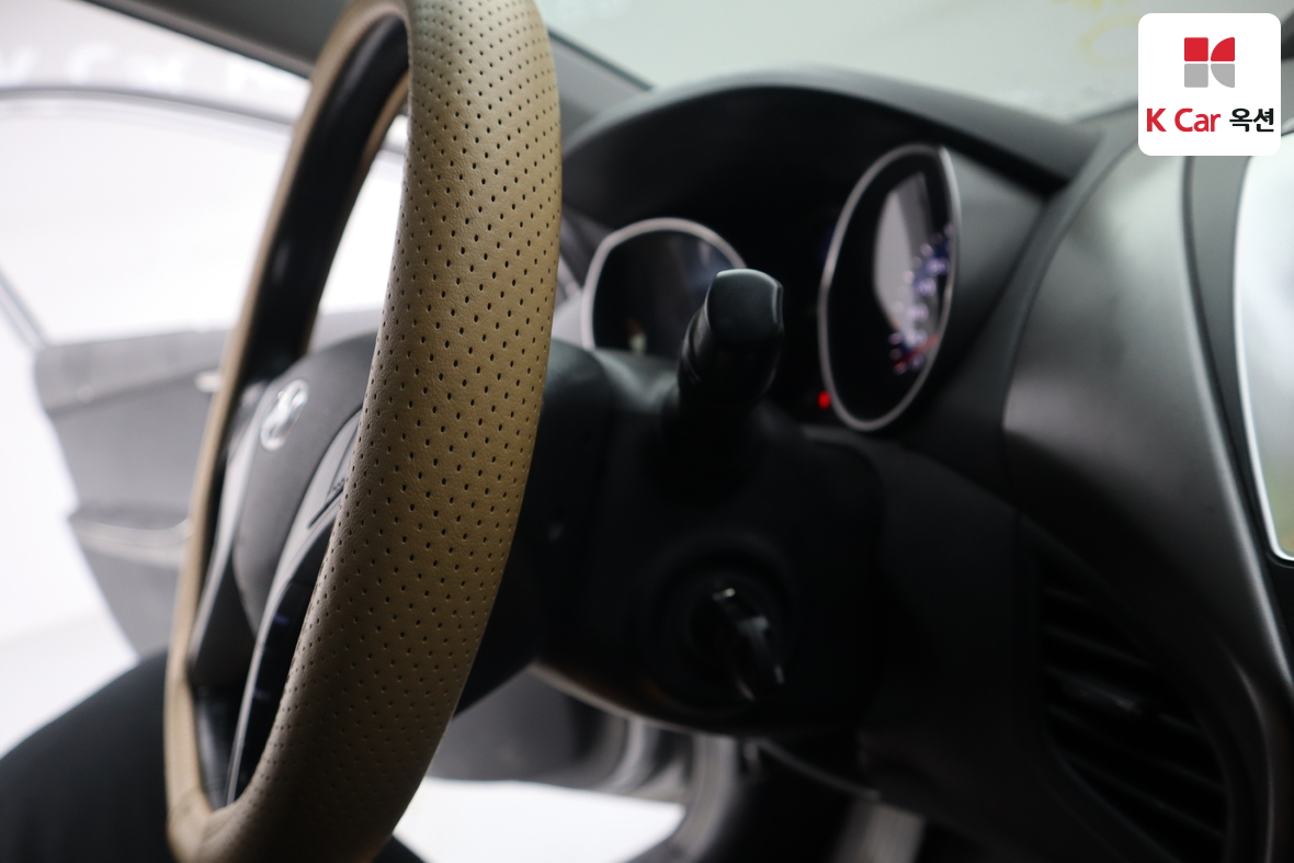 هيونداي إلانترا 2011 - صورة 11