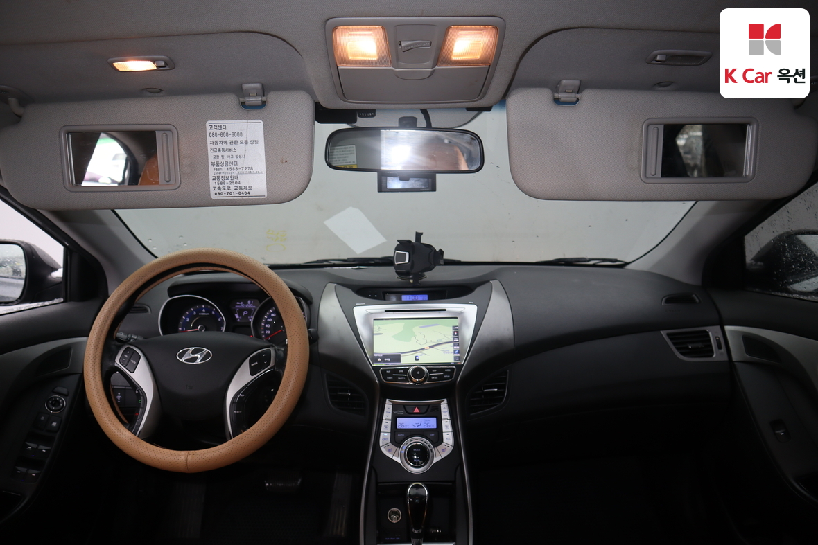 هيونداي إلانترا 2011 - صورة 3