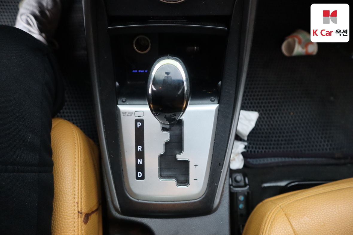 هيونداي إلانترا 2011 - صورة 15