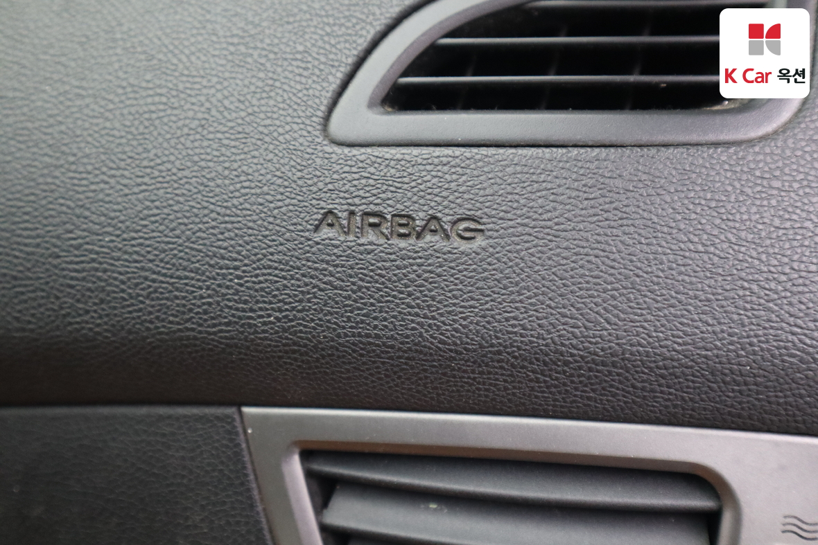 هيونداي إلانترا 2011 - صورة 28