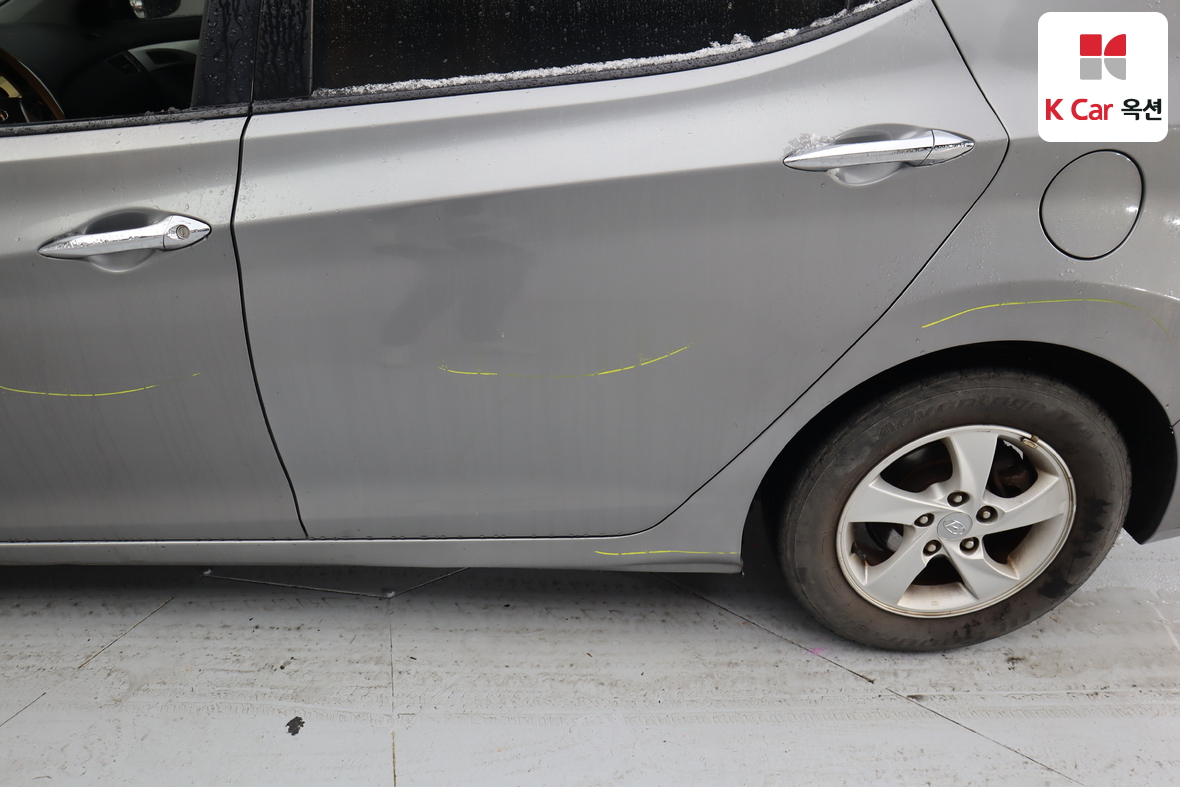 هيونداي إلانترا 2011 - صورة 35