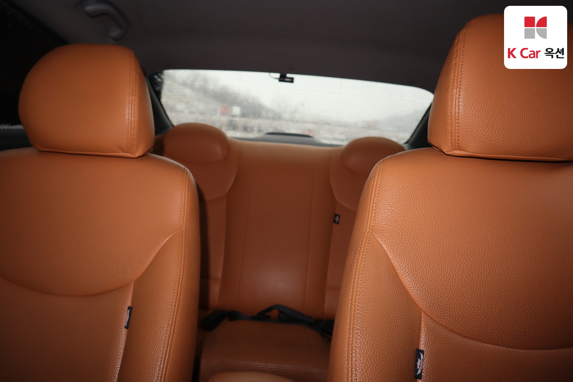 هيونداي إلانترا 2011 - صورة 17