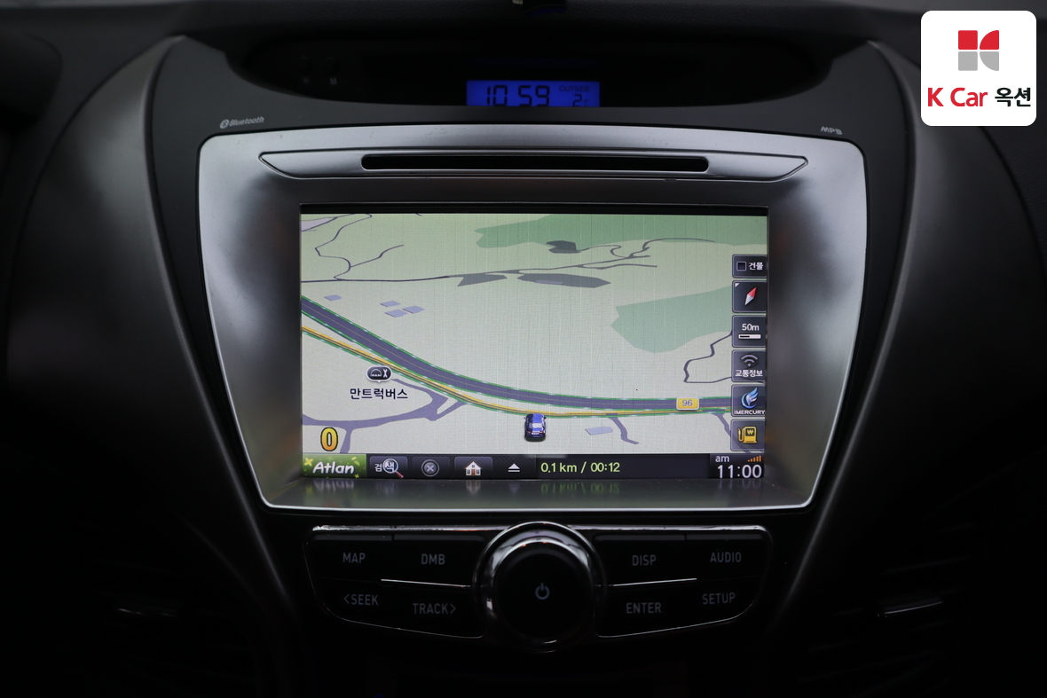 هيونداي إلانترا 2011 - صورة 13