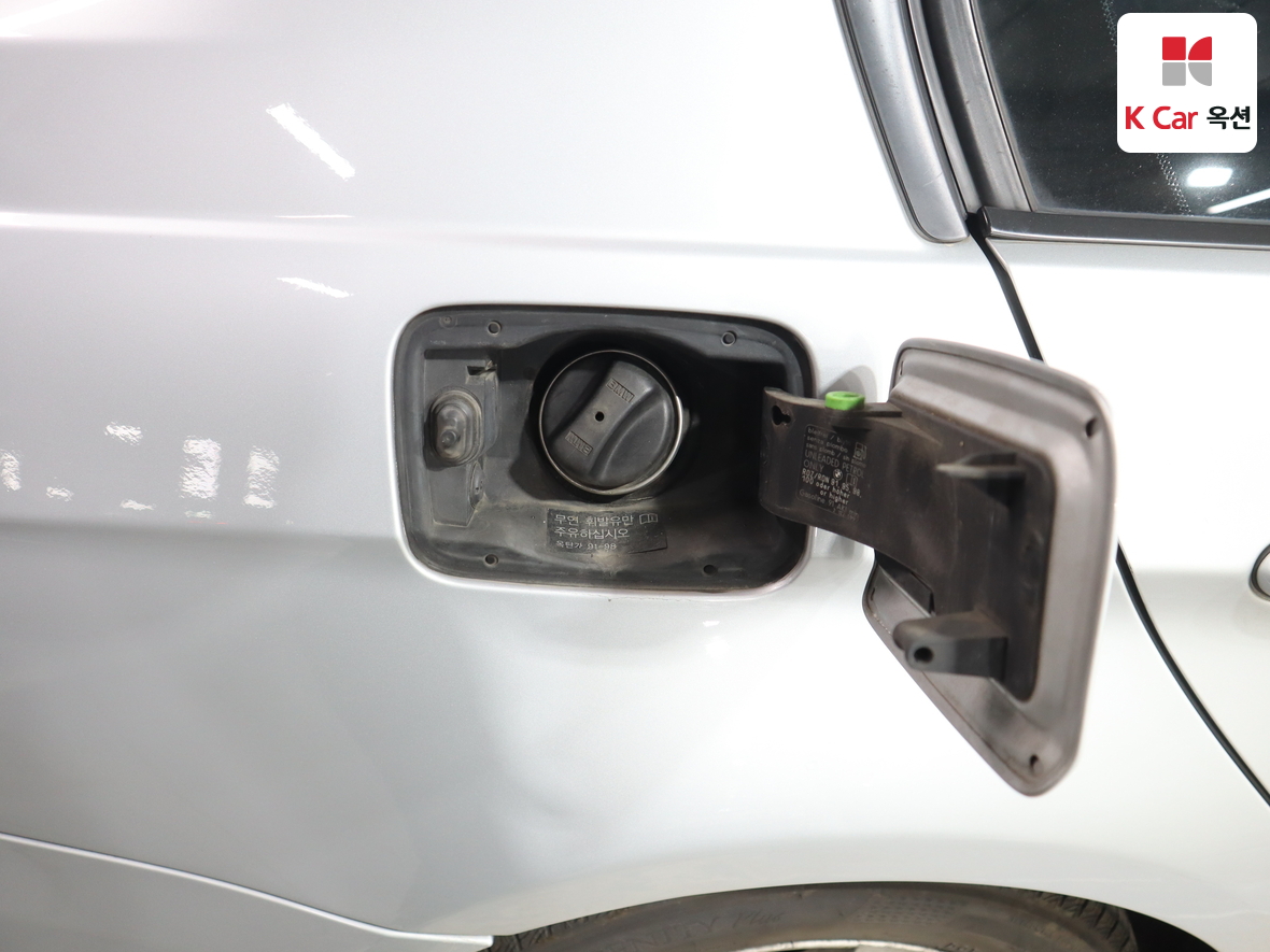 BMW 3 Series 2007 - Image 28