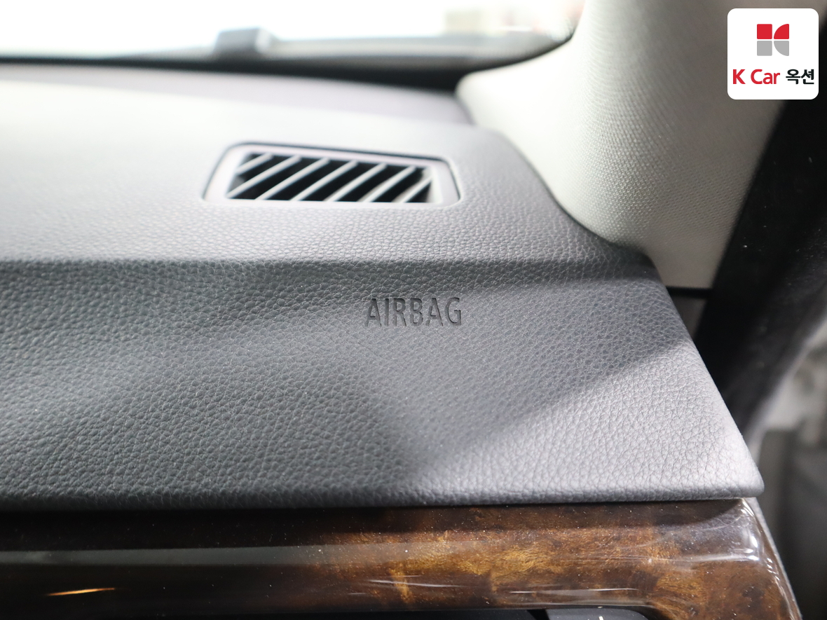 BMW 3 Series 2007 - Image 34