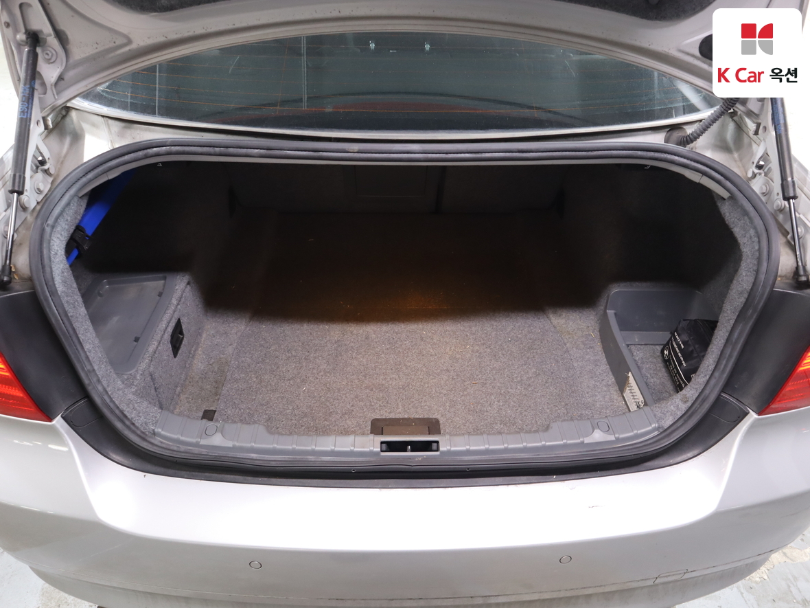 BMW 3 Series 2007 - Image 29