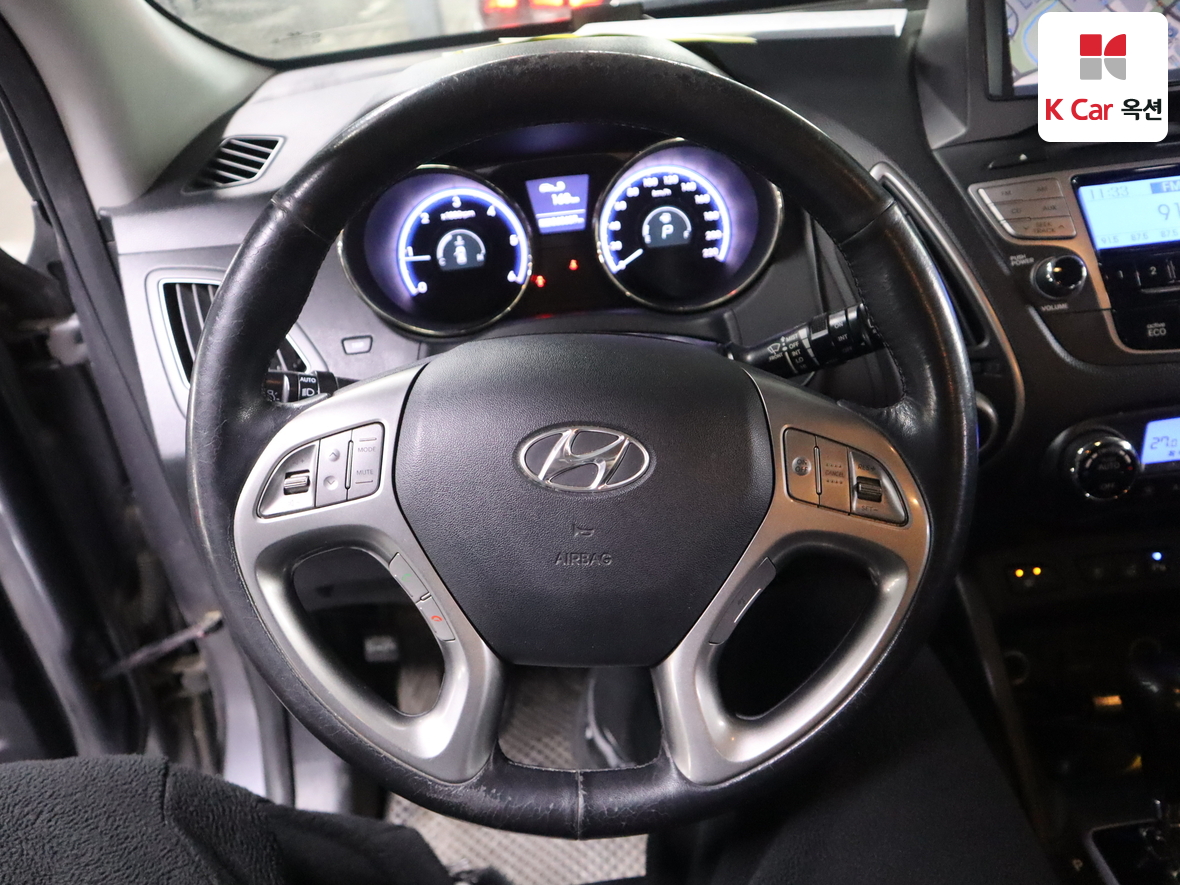Hyundai Tucson 2012 - Image 10