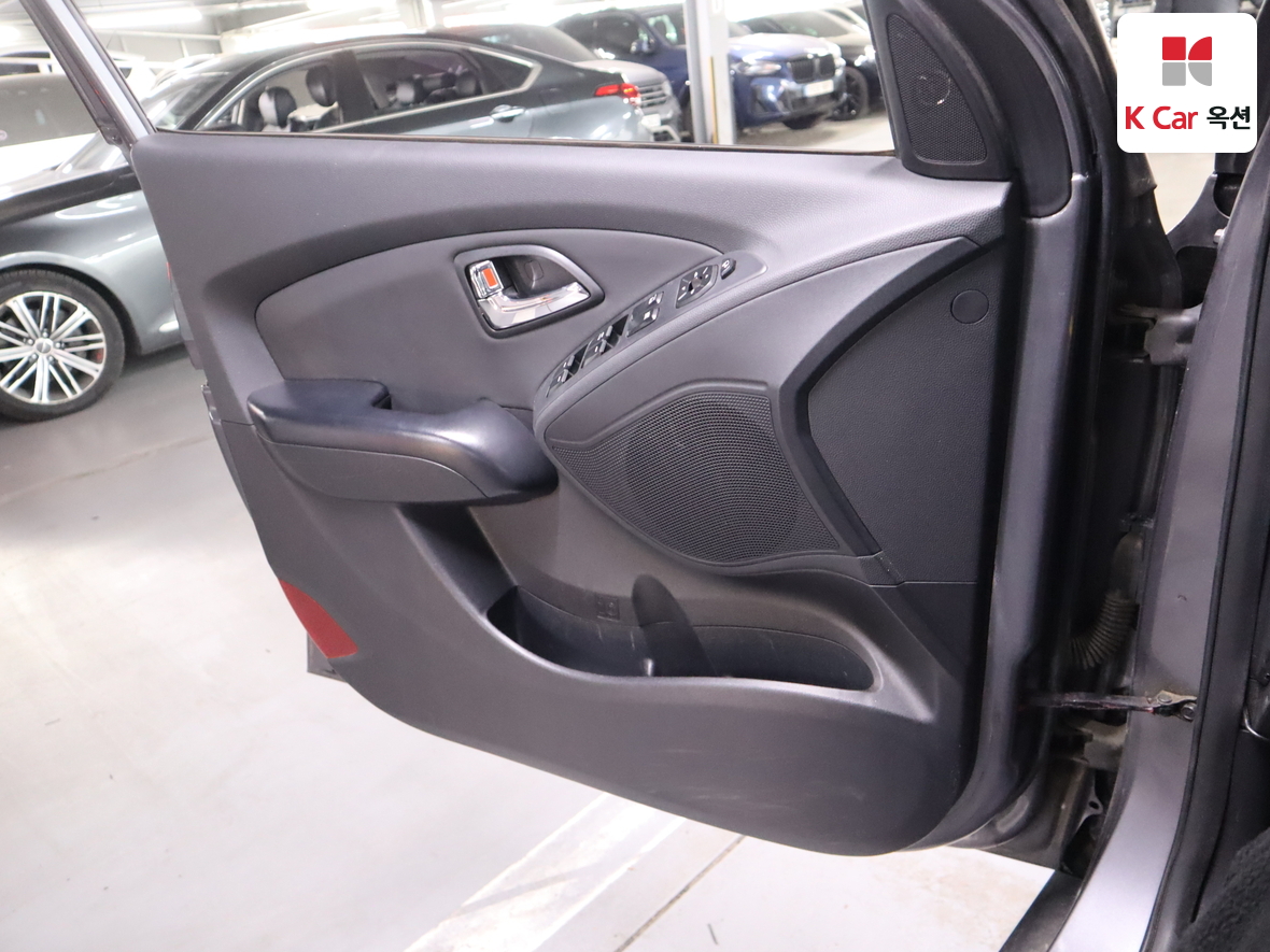 Hyundai Tucson 2012 - Image 8