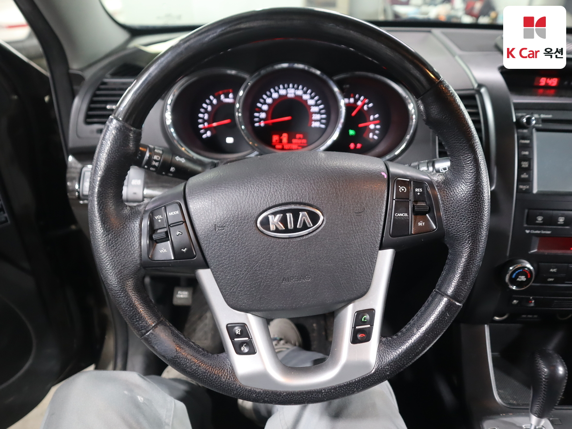 Kia Sorento 2010 - Image 10