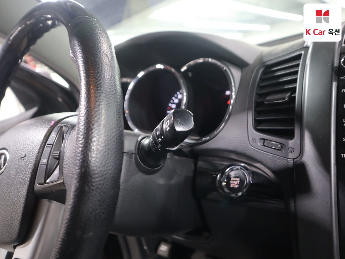 Kia Sorento 2010 - Image 11