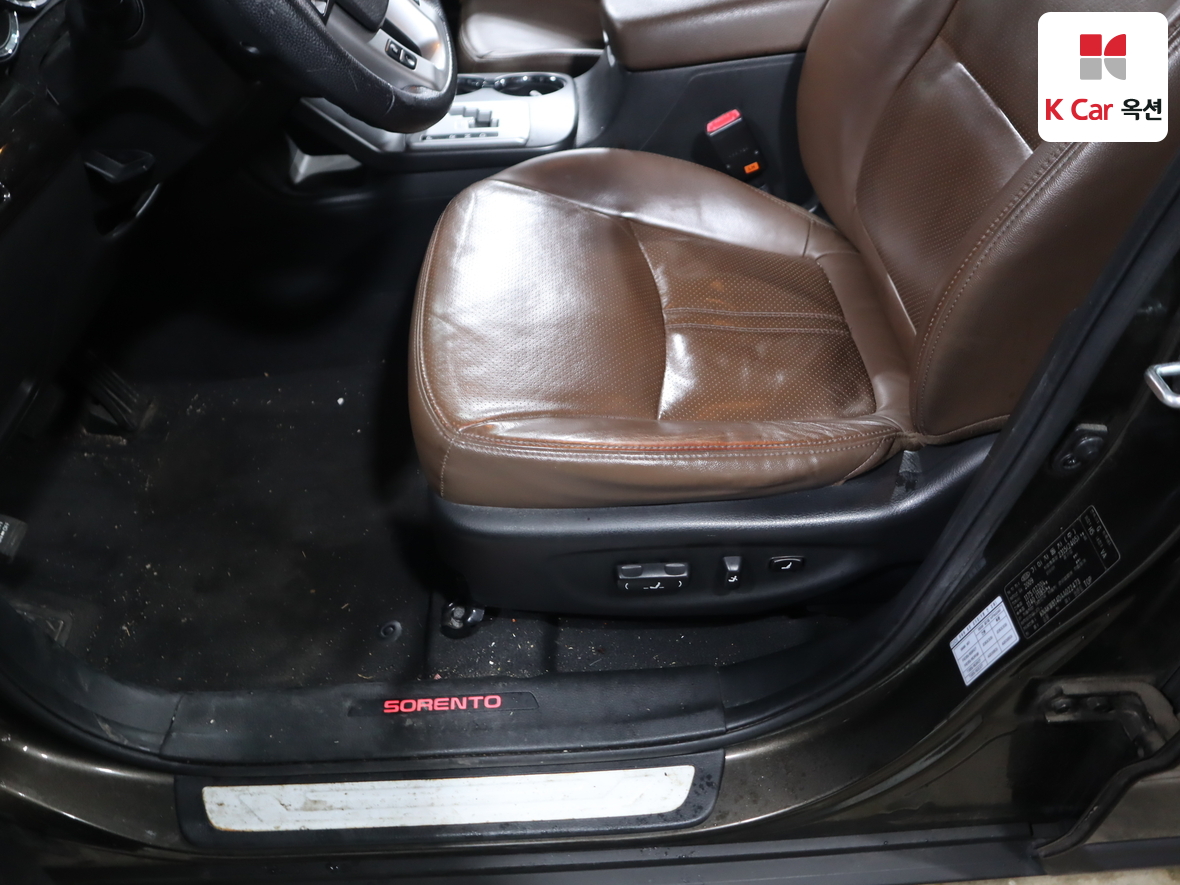 Kia Sorento 2010 - Image 19