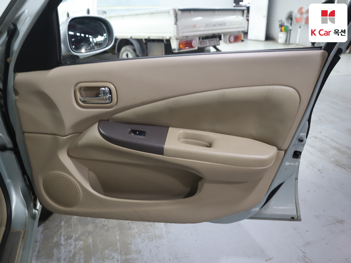 Renault Samsung SM3 2006 - Image 28