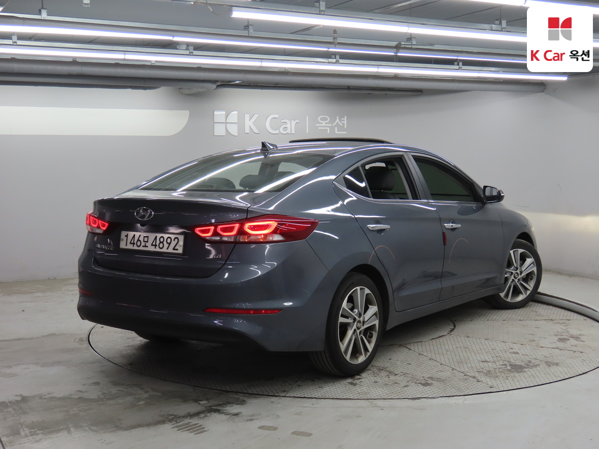 هيونداي إلانترا 2018 - صورة 2