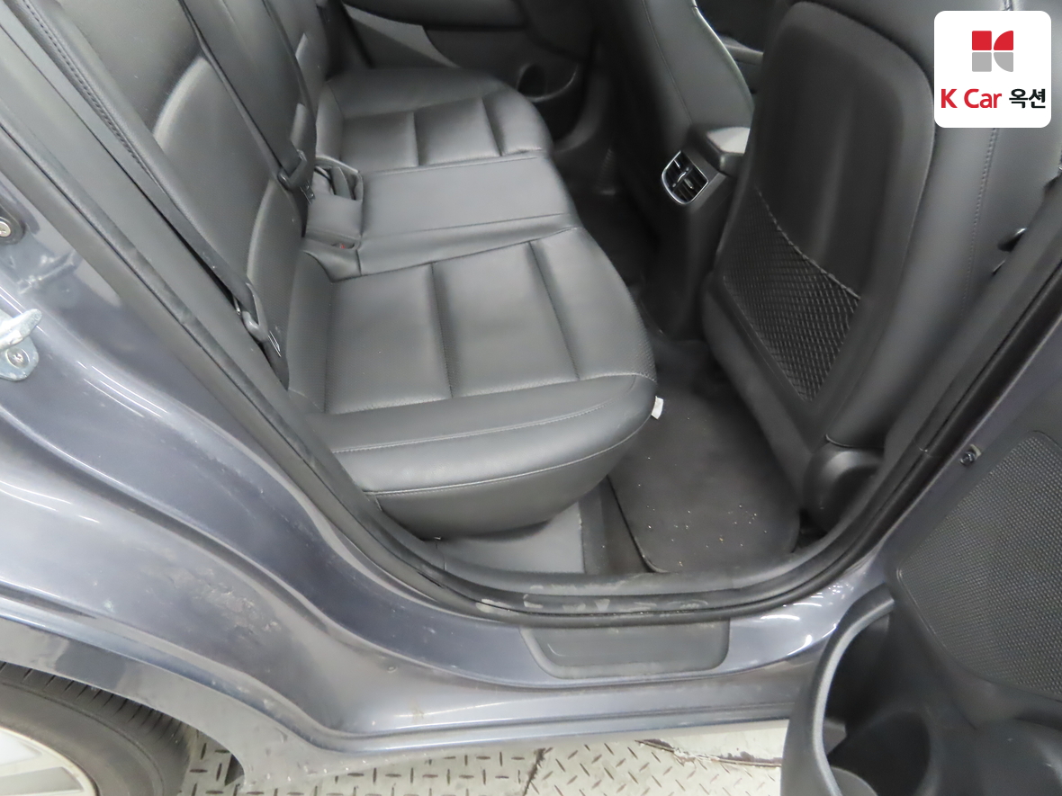 هيونداي إلانترا 2018 - صورة 29