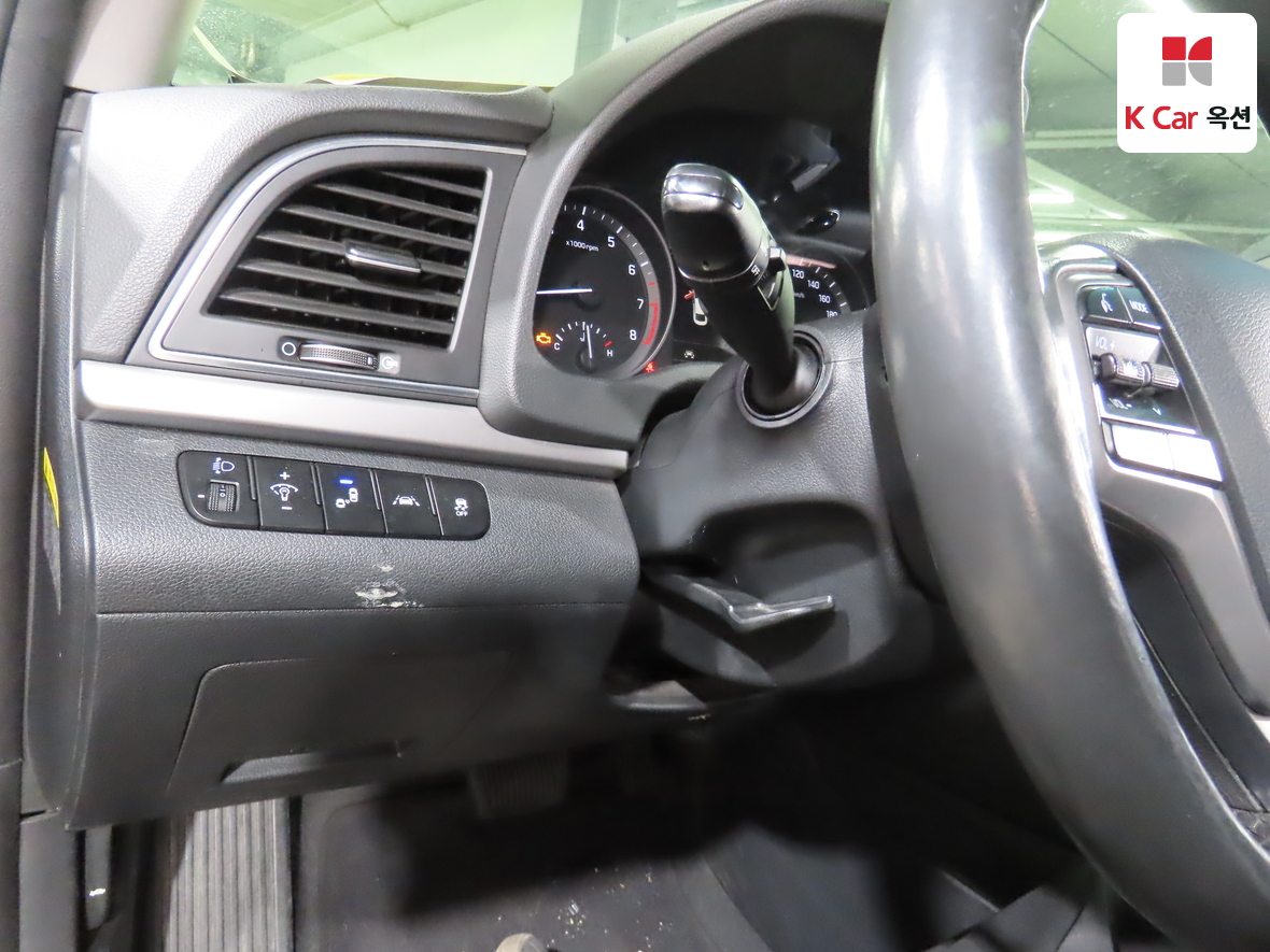 هيونداي إلانترا 2018 - صورة 9