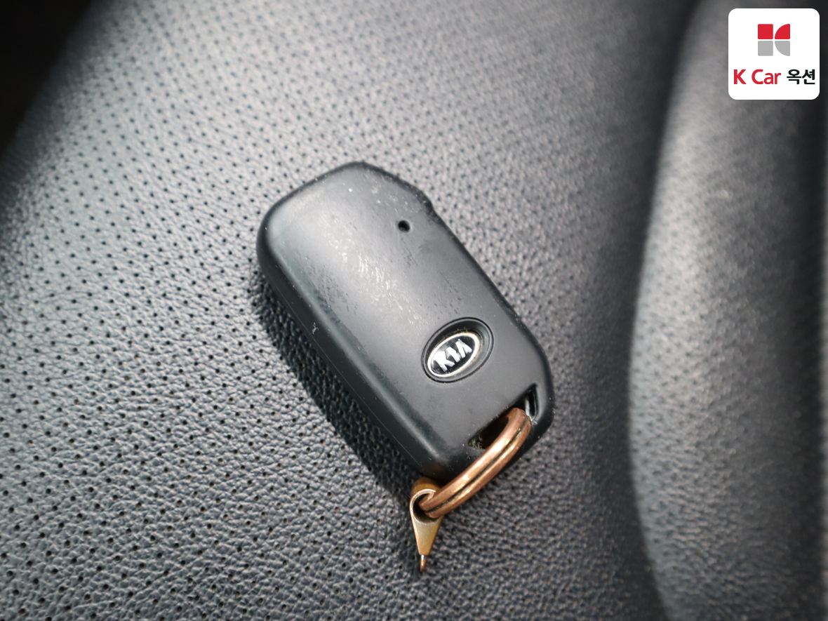 Kia K3 2019 - Image 17