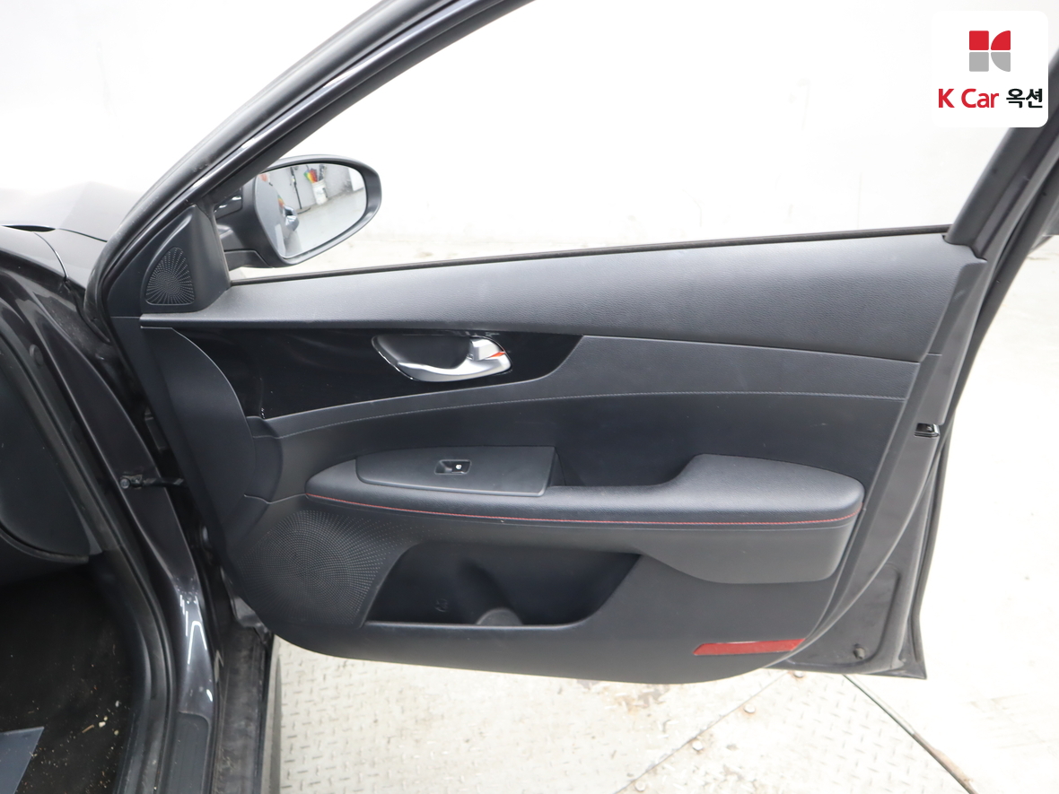 Kia K3 2019 - Image 28