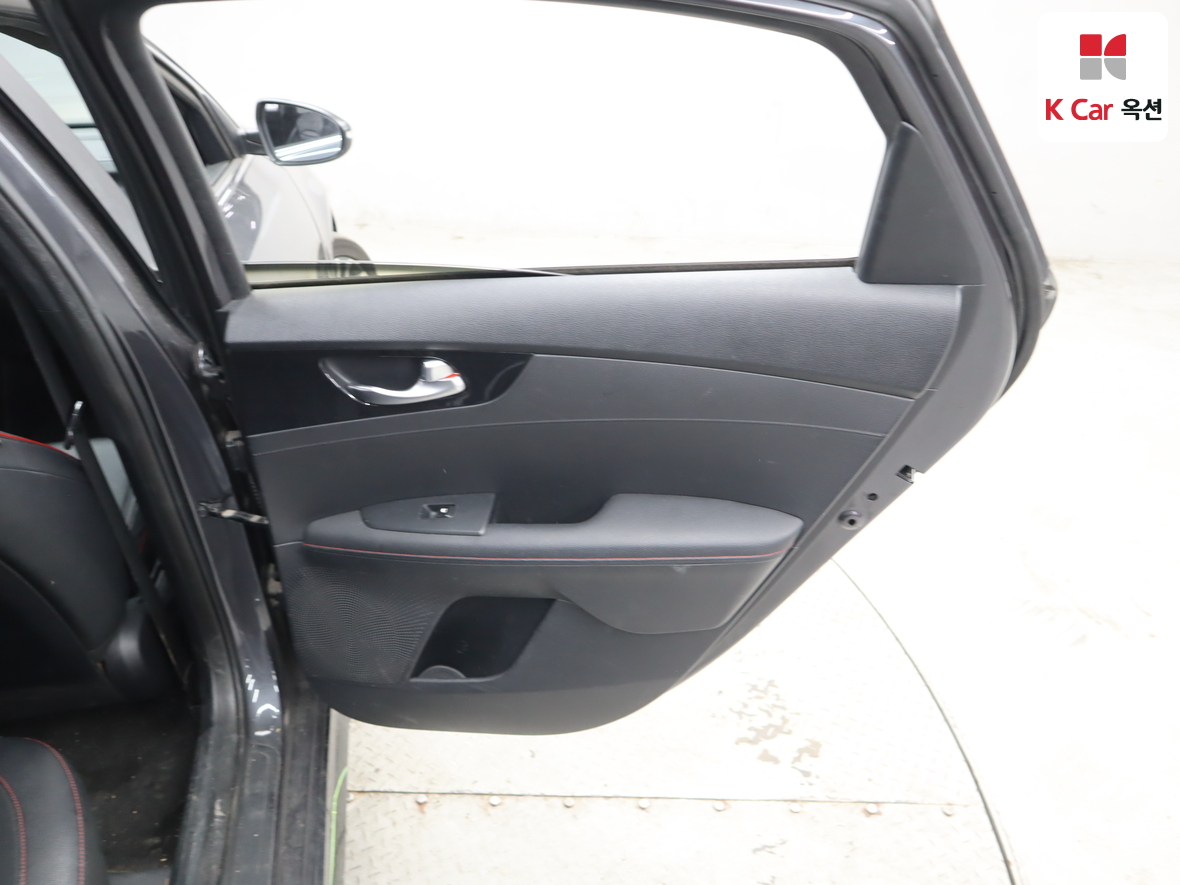 Kia K3 2019 - Image 26