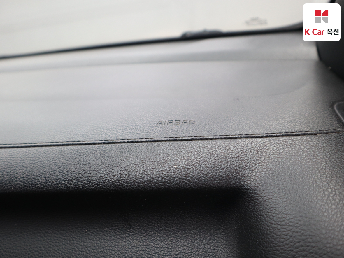 Kia K3 2019 - Image 30