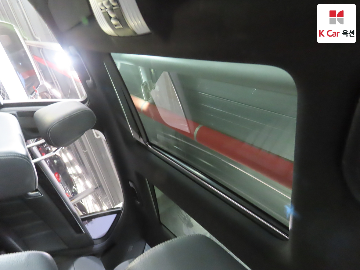 مرسيدس بنز إي كلاس 2014 - صورة 22