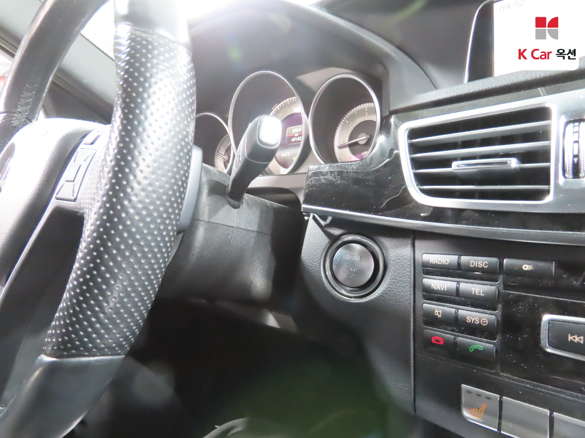 مرسيدس بنز إي كلاس 2014 - صورة 11