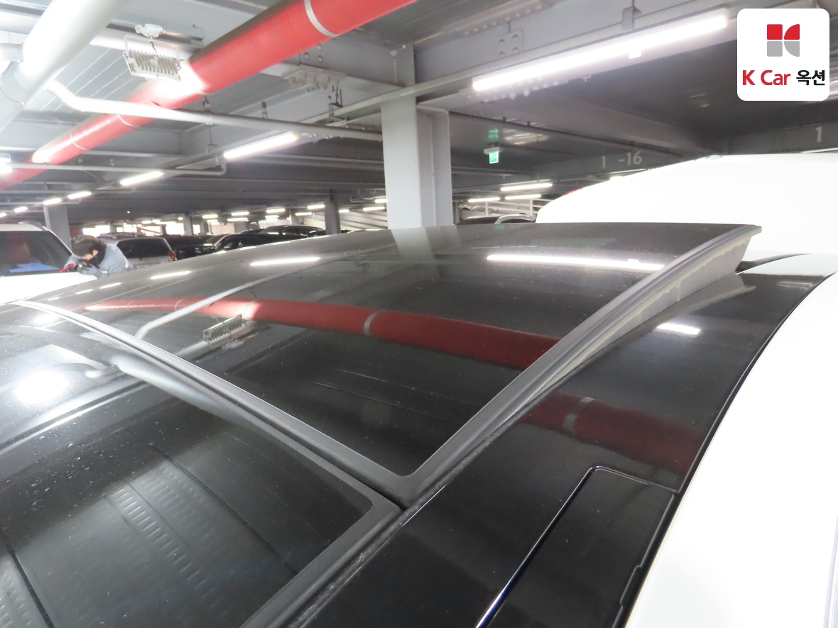 مرسيدس بنز إي كلاس 2014 - صورة 23