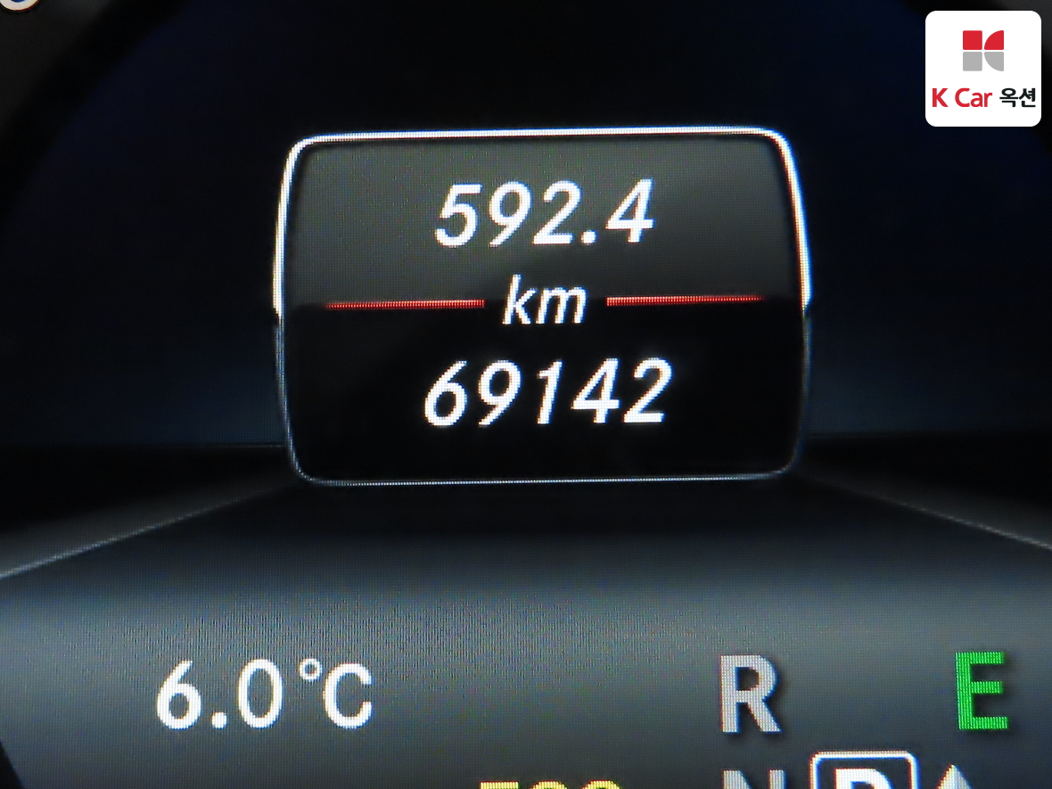 مرسيدس بنز إي كلاس 2014 - صورة 4