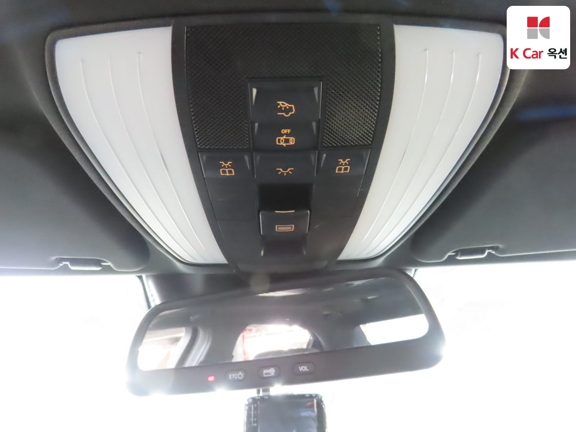 مرسيدس بنز إي كلاس 2014 - صورة 12