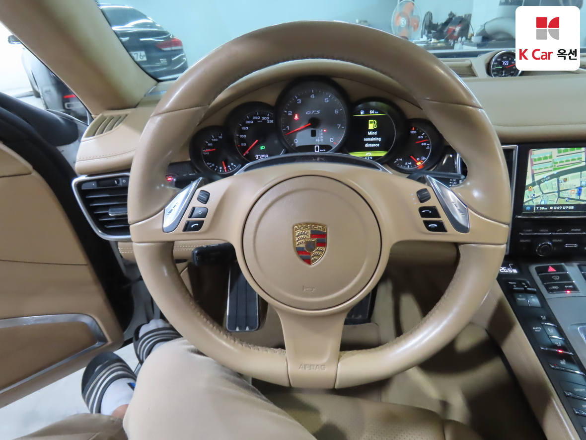 Porsche Panamera - 10