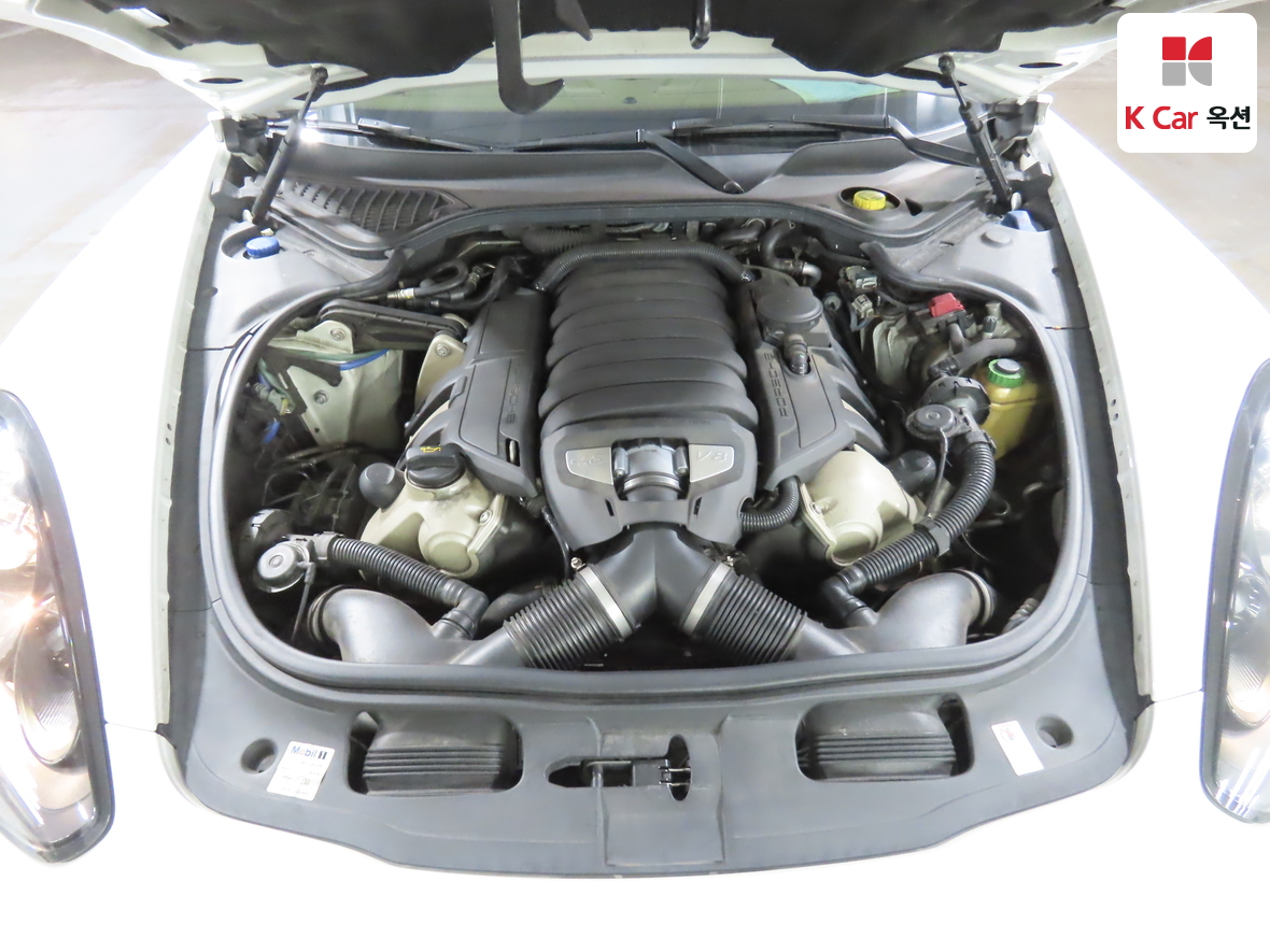 Porsche Panamera - 34
