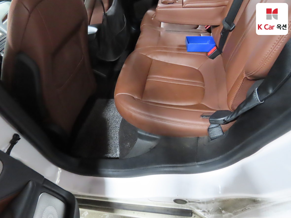 لينكولن MKZ 2019 - صورة 25