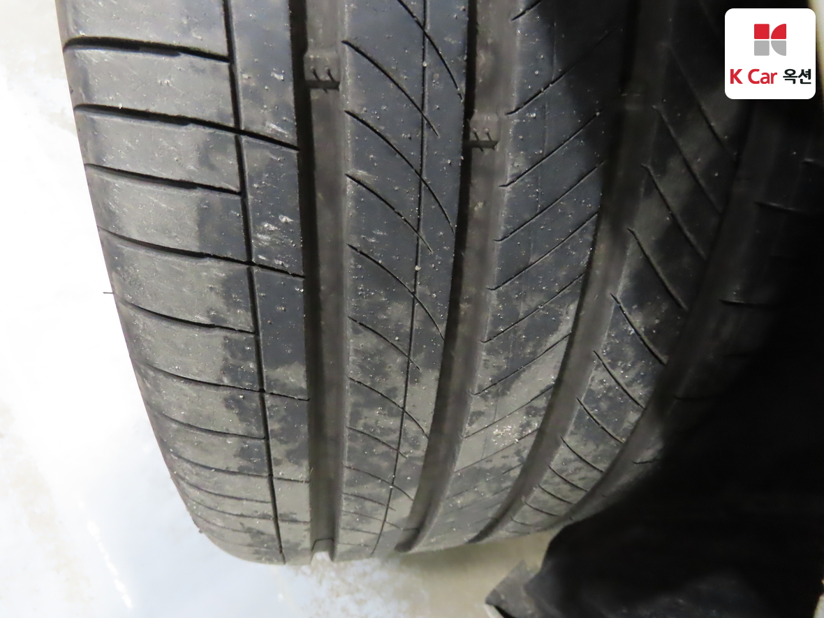 لينكولن MKZ 2019 - صورة 35