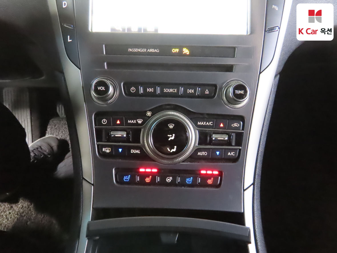 لينكولن MKZ 2019 - صورة 15