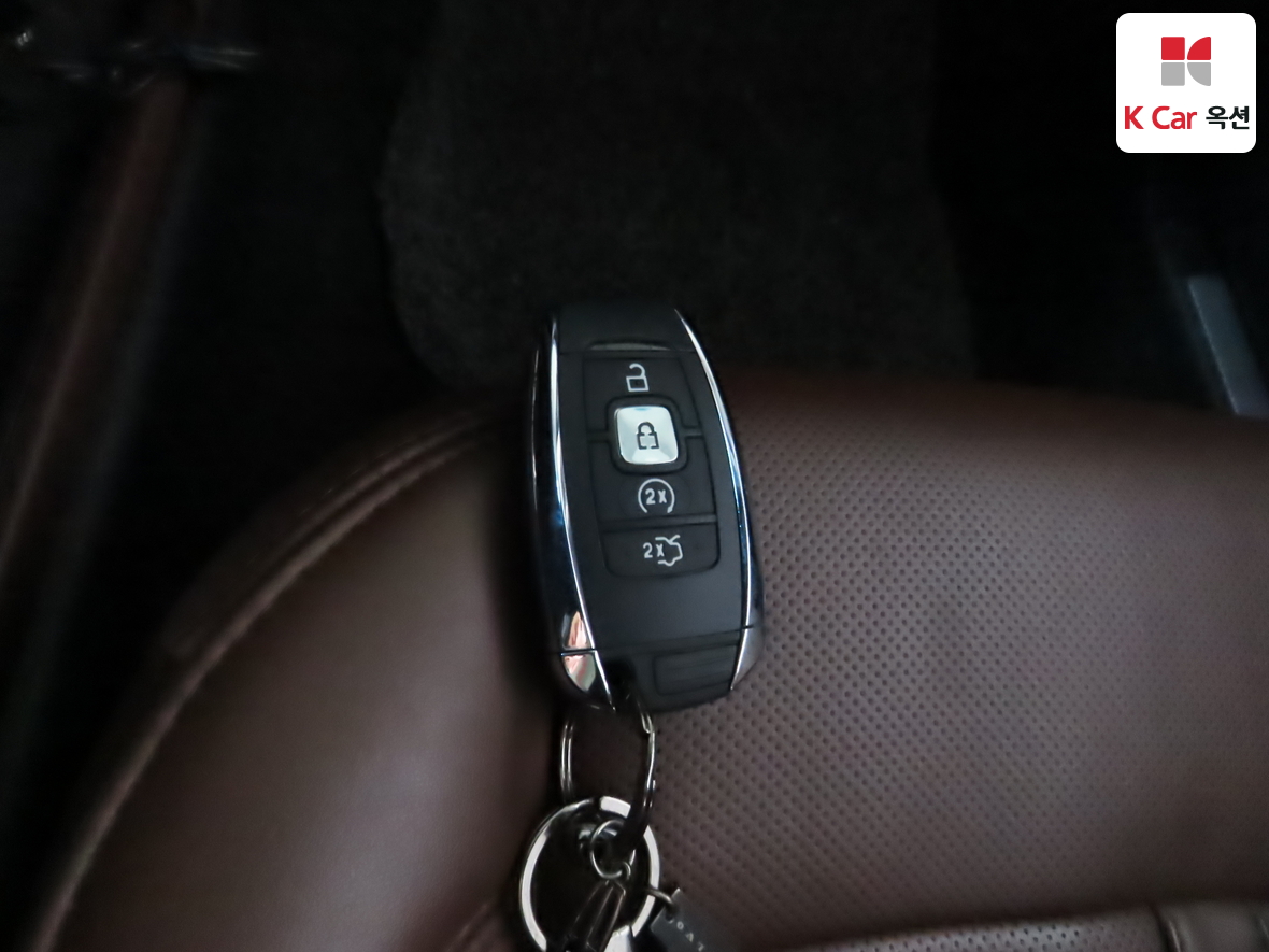 لينكولن MKZ 2019 - صورة 17